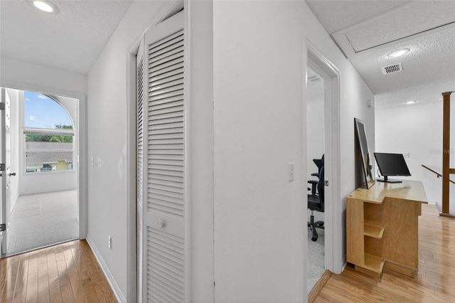 1050 STARKEY ROAD 509, Largo, FL 33771