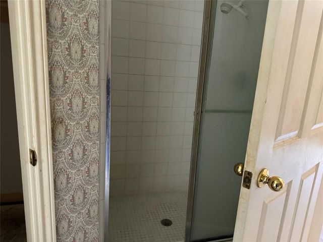 1905 Sandy Schoals Drive, League City, TX 77573