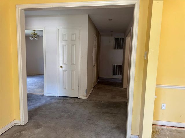 1905 Sandy Schoals Drive, League City, TX 77573