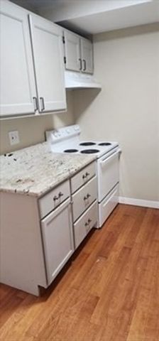 1 Samoset Ave Winter, Mansfield, MA 02048