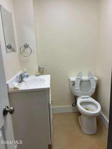 6 Montgomery Terrace, Fonda, NY 12068