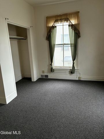 6 Montgomery Terrace, Fonda, NY 12068