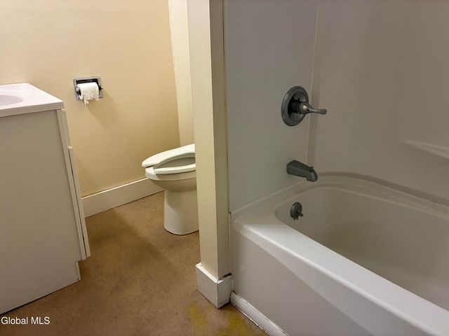 6 Montgomery Terrace, Fonda, NY 12068