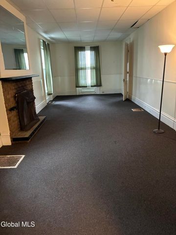 6 Montgomery Terrace, Fonda, NY 12068