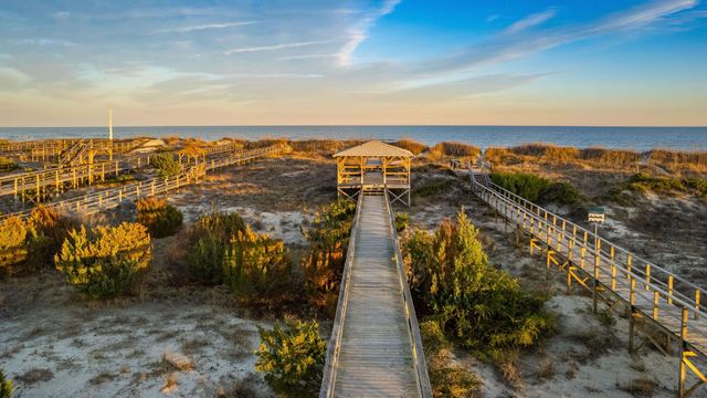 19 Red Skiff Ln Unit 19, Pawleys Island, SC 29585