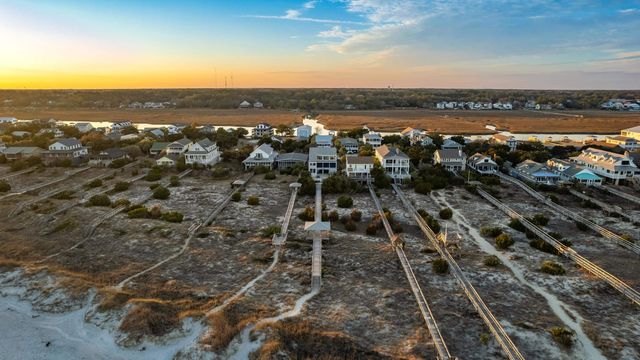 19 Red Skiff Ln Unit 19, Pawleys Island, SC 29585