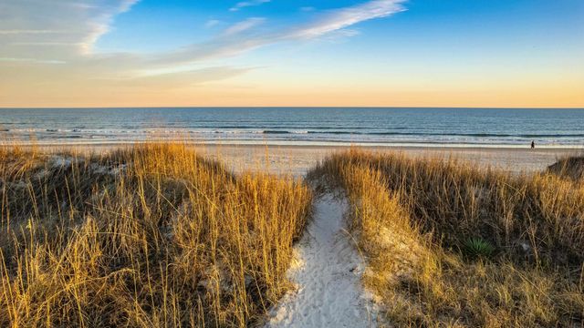 19 Red Skiff Ln Unit 19, Pawleys Island, SC 29585