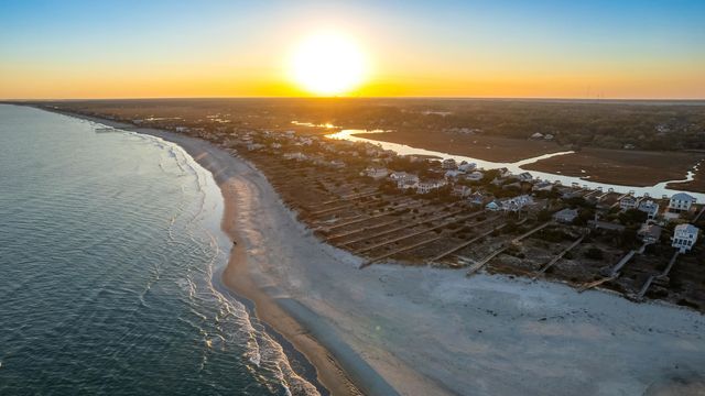 19 Red Skiff Ln Unit 19, Pawleys Island, SC 29585