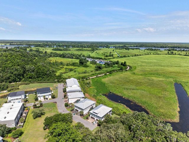 19 Red Skiff Ln Unit 19, Pawleys Island, SC 29585
