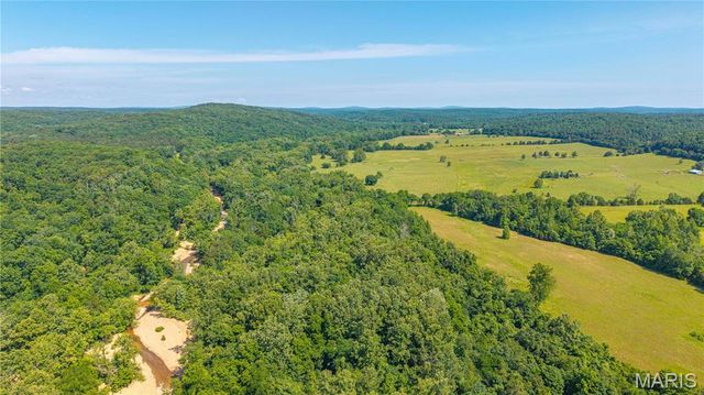 115 Madison Wayne 9305, Cascade, MO 63655