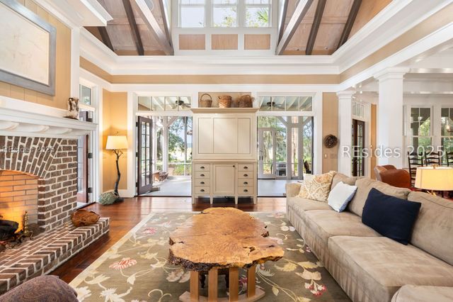 6 Pole Creek Ln, Okatie, SC 29909