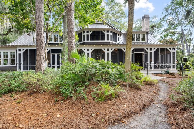 6 Pole Creek Ln, Okatie, SC 29909