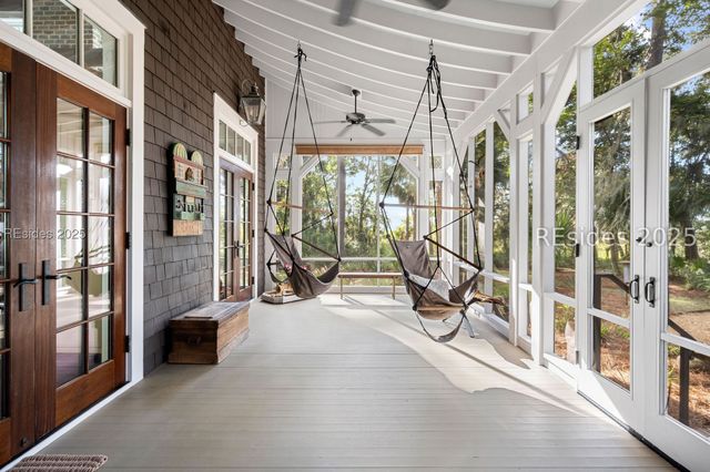 6 Pole Creek Ln, Okatie, SC 29909