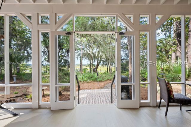 6 Pole Creek Ln, Okatie, SC 29909