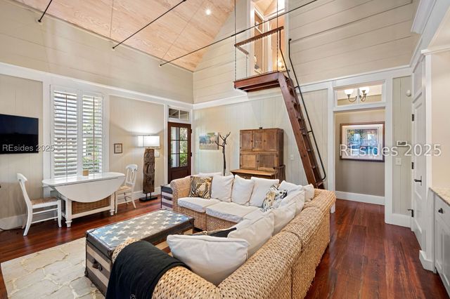 6 Pole Creek Ln, Okatie, SC 29909