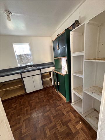 2317 Elizabeth St, Corpus Christi, TX 78404