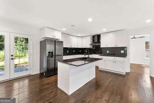 3406 Longleaf Drive, Decatur, GA 30032