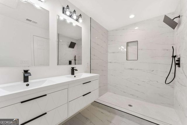 3406 Longleaf Drive, Decatur, GA 30032