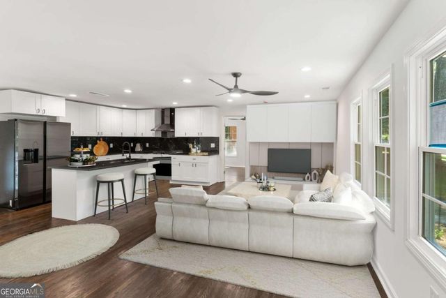 3406 Longleaf Drive, Decatur, GA 30032