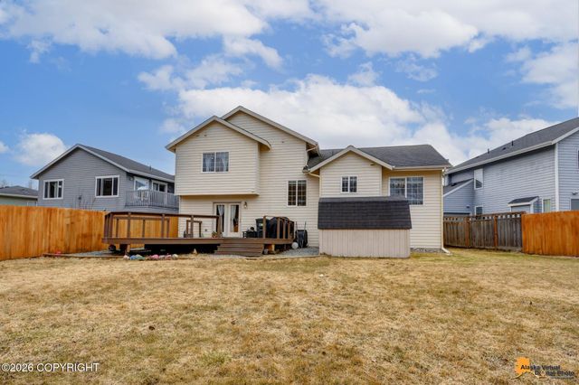 5605 Yukon Charlie Loop, Anchorage, AK 99502