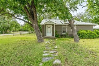 400 S PECAN Street, Hamilton, TX 76531