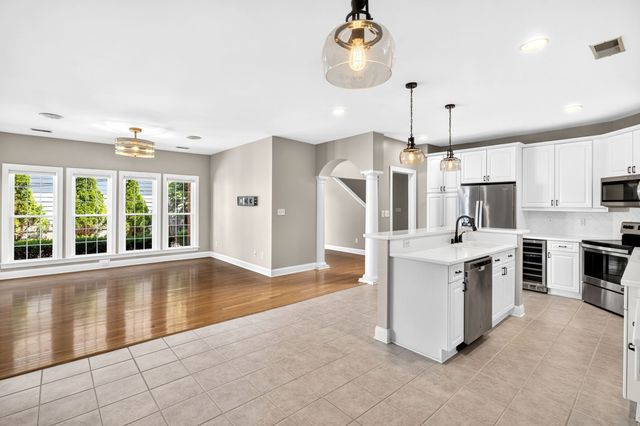 502 Eden Park Dr, Franklin, TN 37067