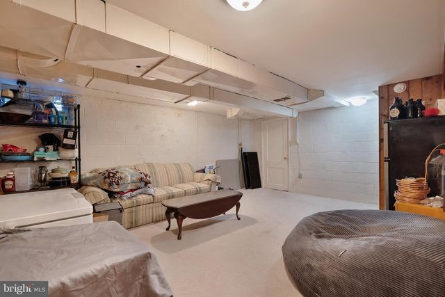 972 N QUANTICO ST, Arlington, VA 22205