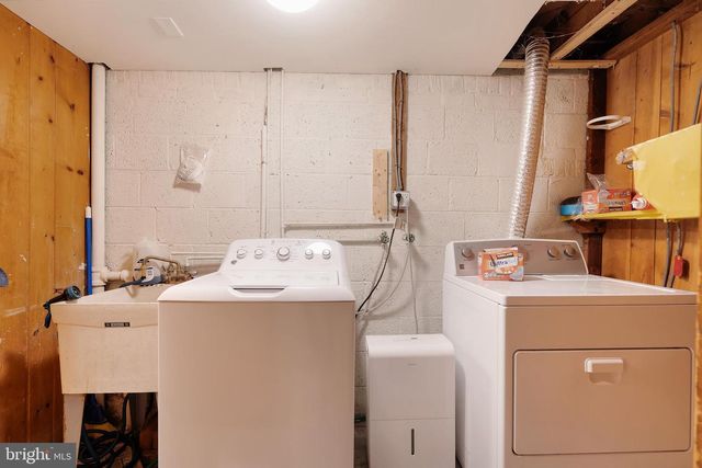 972 N QUANTICO ST, Arlington, VA 22205