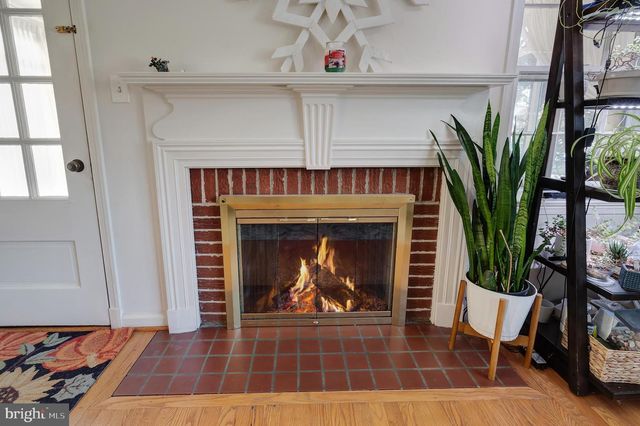 972 N QUANTICO ST, Arlington, VA 22205