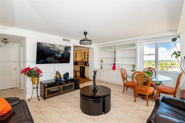 7545 E Treasure Dr 9B, North Bay Village, FL 33141