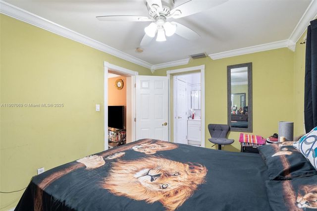 720 NW 19th Ct, Miami, FL 33125