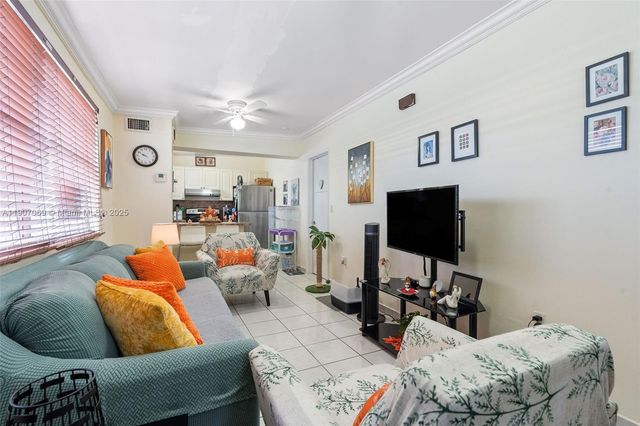 720 NW 19th Ct, Miami, FL 33125