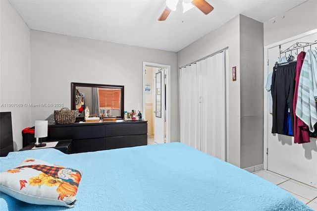 720 NW 19th Ct, Miami, FL 33125