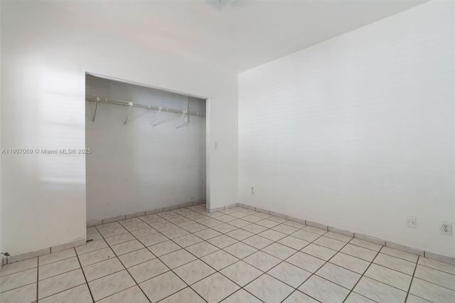 720 NW 19th Ct, Miami, FL 33125