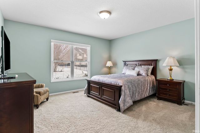 932 Clairborne Drive, Fort Wayne, IN 46818