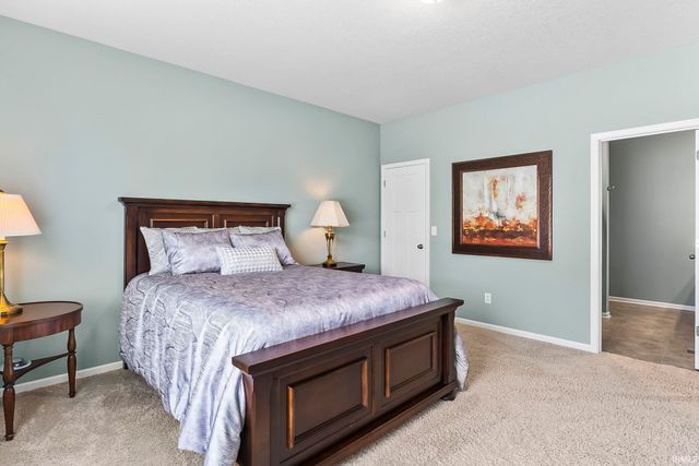 932 Clairborne Drive, Fort Wayne, IN 46818