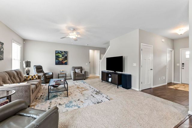 932 Clairborne Drive, Fort Wayne, IN 46818