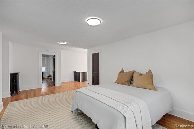2325 W Boston Boulevard, Detroit, MI 48206