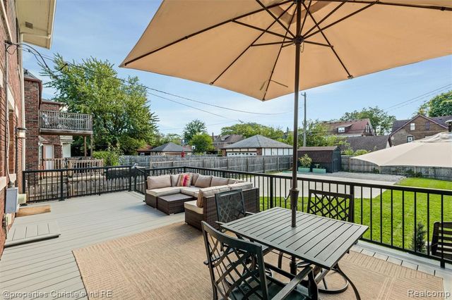 2325 W Boston Boulevard, Detroit, MI 48206