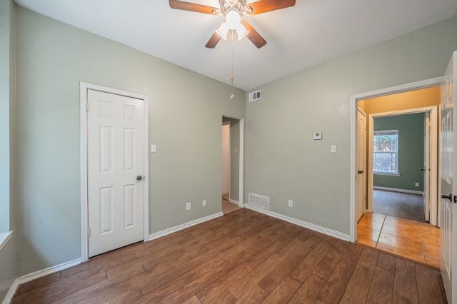 2728 Reagan Street 101, Dallas, TX 75219