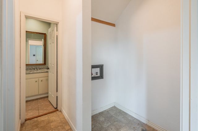2728 Reagan Street 101, Dallas, TX 75219