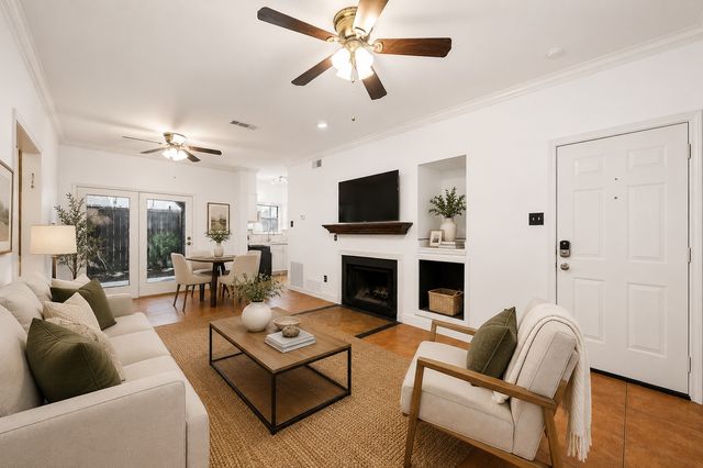 2728 Reagan Street 101, Dallas, TX 75219
