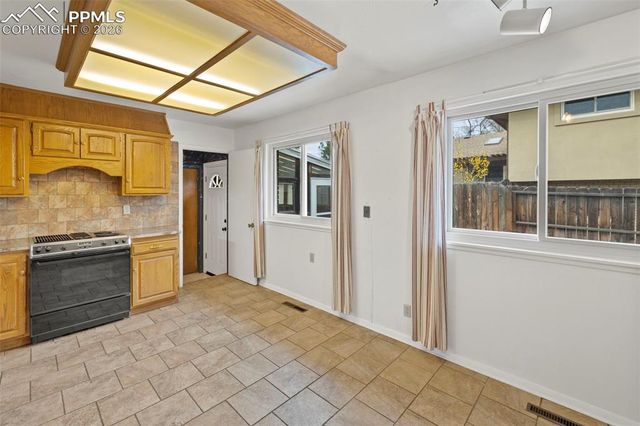 2121 Patrician Way, Colorado Springs, CO 80909