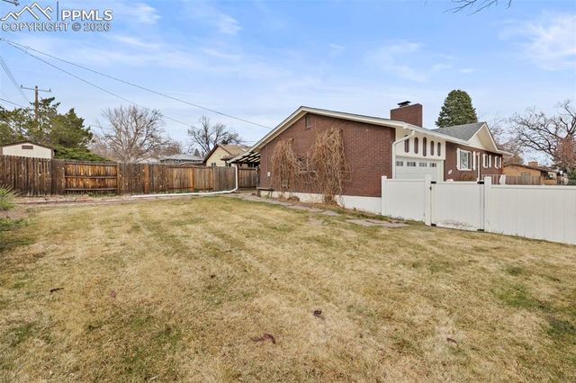 2121 Patrician Way, Colorado Springs, CO 80909