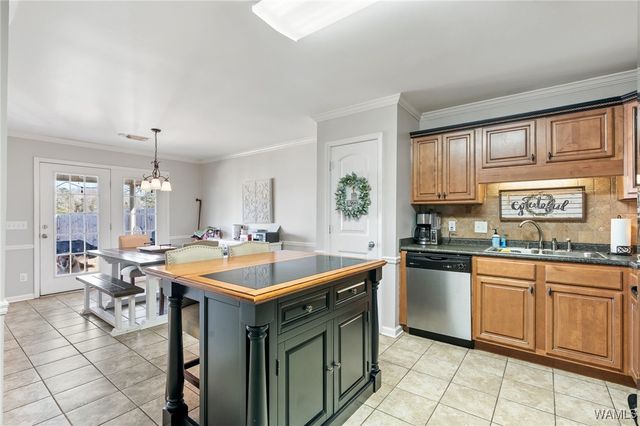 128 Roscommon Rd, Tuscaloosa, AL 35405