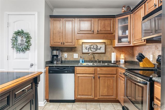 128 Roscommon Rd, Tuscaloosa, AL 35405