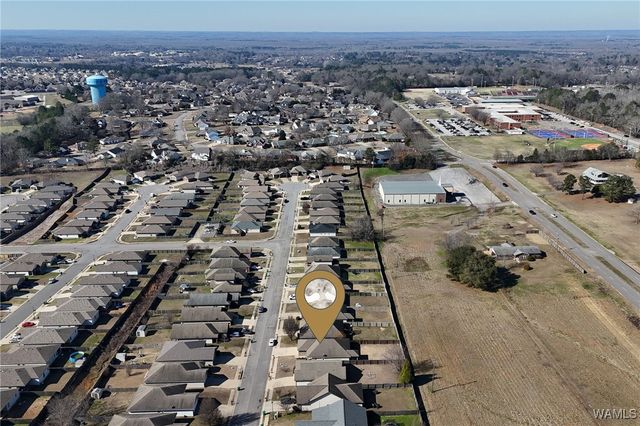 128 Roscommon Rd, Tuscaloosa, AL 35405