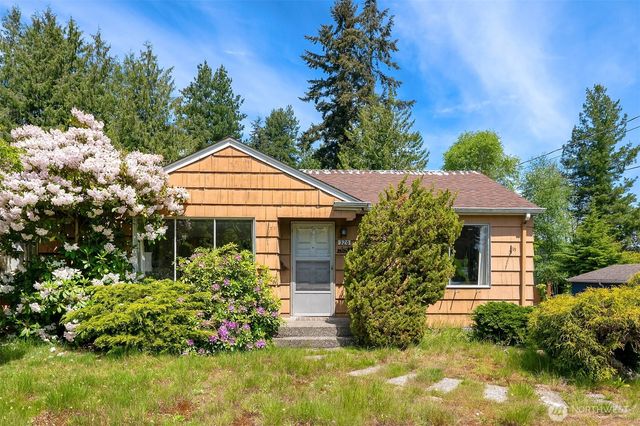 320 NE 185th Street, Shoreline, WA 98155