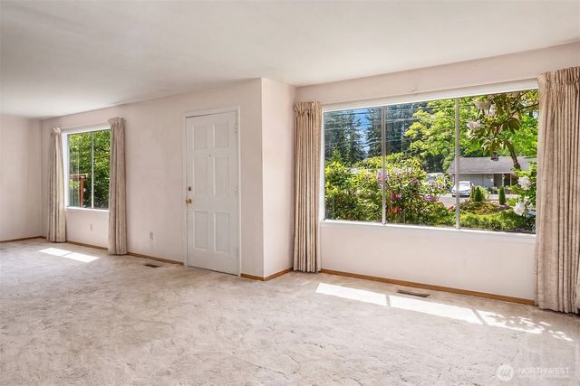 320 NE 185th Street, Shoreline, WA 98155
