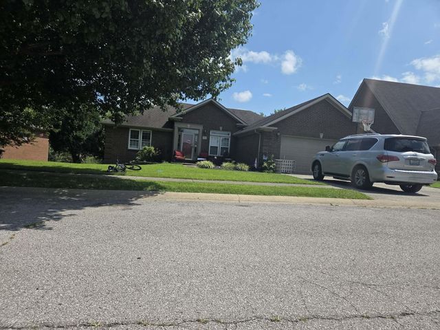 309 Savanna Drive, Richmond, KY 40475
